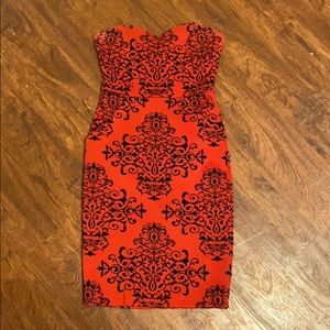 black and red strapless dress